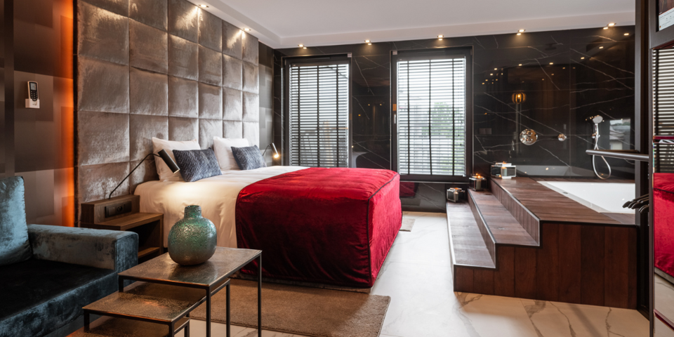 Art Suites Hotel